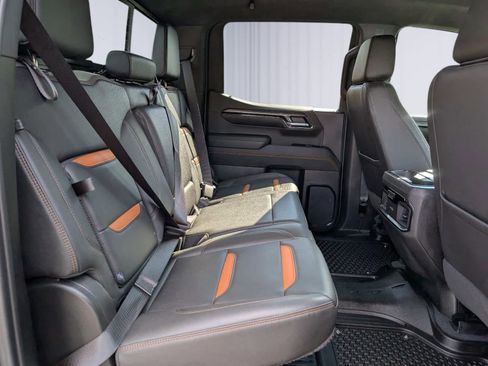 Certified 2023 GMC Sierra 1500 AT4 w/ AT4 Premium Package image 12