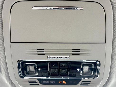 Used 2025 Lincoln Aviator AWD w/ Jet Appearance Package image 32