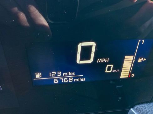 Certified 2025 Nissan Kicks SV image 28