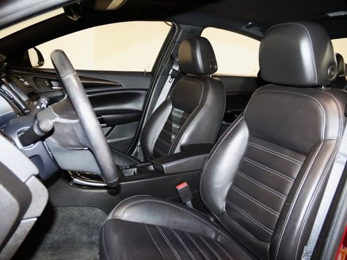 Used 2017 Buick Regal GS w/ Driver Confidence Package #2 image 34