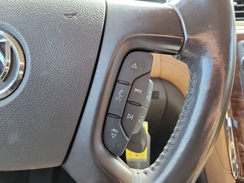 Used 2013 Buick Enclave Leather image 26