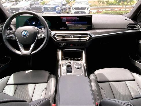Used 2024 BMW 330e w/ Convenience Package RWD image 15