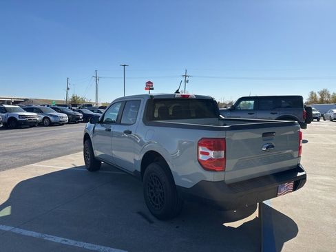 Used 2023 Ford Maverick XLT image 3