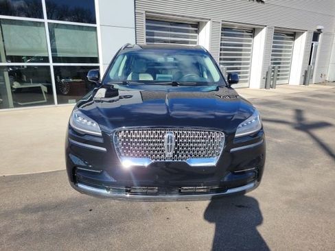 Certified 2024 Lincoln Aviator Reserve w/ Elements Package Plus image 11