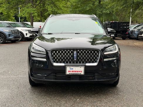 Used 2022 Lincoln Corsair Grand Touring w/ Towing Package AWD/4WD image 2
