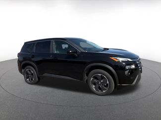 Used 2025 Nissan Rogue SV FWD video 2