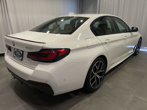 Certified 2023 BMW 530i xDrive w/ M Sport Package AWD/4WD image 5