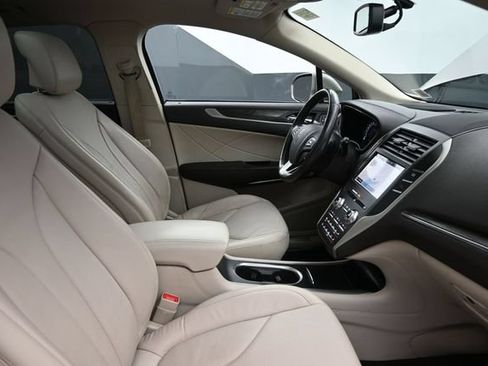 Used 2019 Lincoln MKC Reserve AWD/4WD image 12