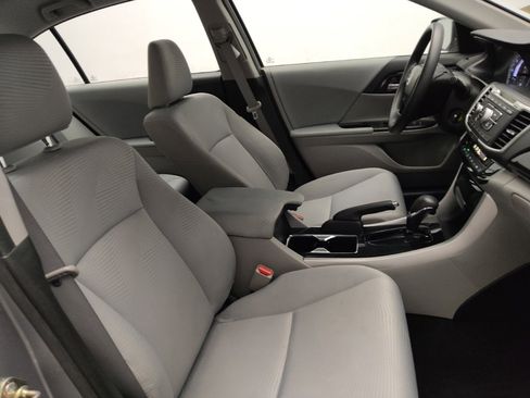 Used 2016 Honda Accord LX image 21