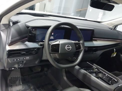 New 2026 Nissan Murano Platinum w/ Cargo Package AWD/4WD image 18