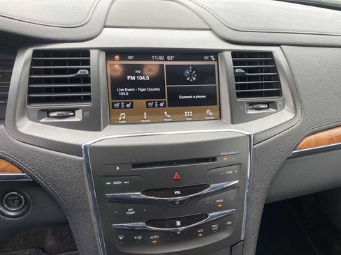 Used 2016 Lincoln MKS image 16