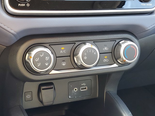 Certified 2024 Nissan Versa SV FWD image 15