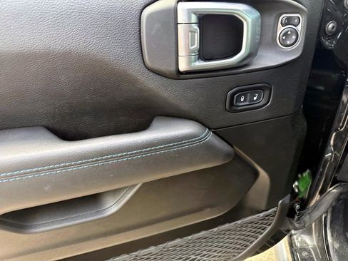 Used 2022 Jeep Wrangler Unlimited Rubicon 4xe w/ Safety Group image 10