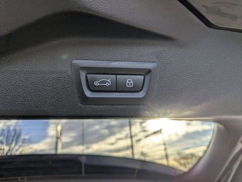 Used 2026 BMW X5 xDrive40i w/ Premium Package image 31