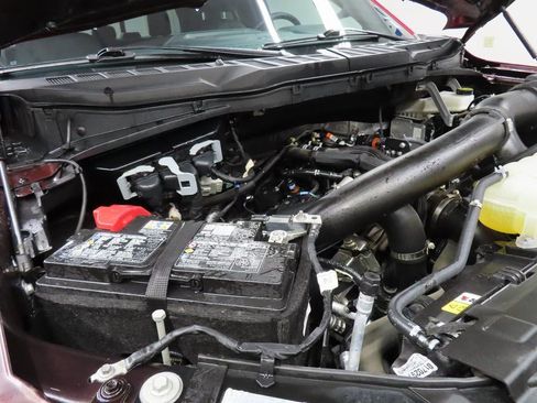 Used 2025 Ford F150 XLT w/ Equipment Group 302A MID image 26