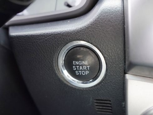 Used 2018 Toyota 4Runner Limited image 30