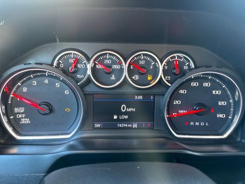 Used 2020 Chevrolet Silverado 1500 LT w/ Convenience Package image 12