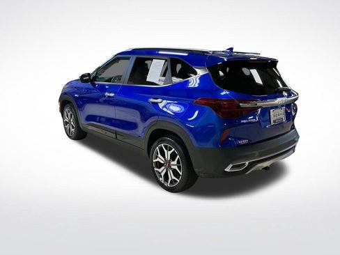 Used 2023 Kia Seltos SX w/ SX Sunroof Package AWD/4WD image 3