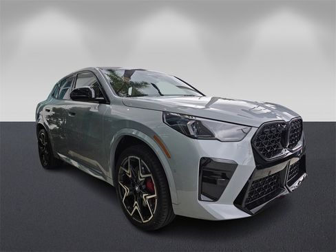 New 2026 BMW X2 xDrive28i w/ Technology Package image 1