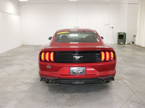 Used 2018 Ford Mustang Coupe RWD image 8