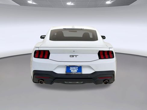 Used 2024 Ford Mustang GT RWD image 10