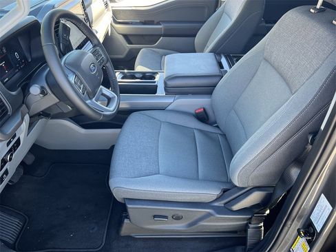 New 2025 Ford F150 XLT w/ Equipment Group 301A Standard image 18