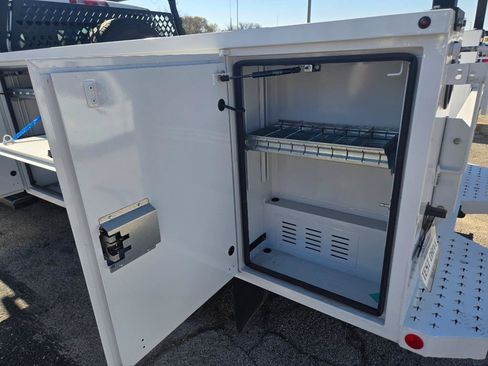 Used 2024 RAM 3500 Tradesman w/ Safety Group AWD/4WD image 38