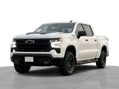 Used 2024 Chevrolet Silverado 1500 LT Trail Boss AWD/4WD image 1