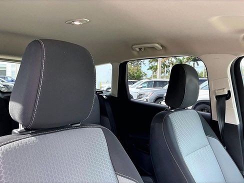 Used 2019 Ford Escape SE image 22