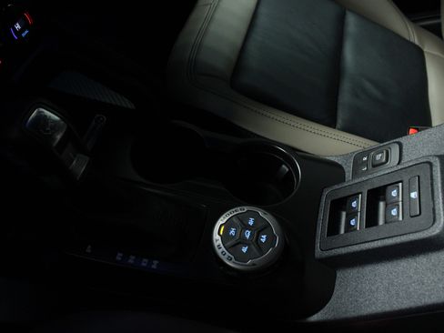 Used 2024 Ford Bronco Wildtrak image 23