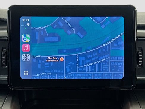 Used 2021 Ford Explorer XLT w/ Equipment Group 202A image 12