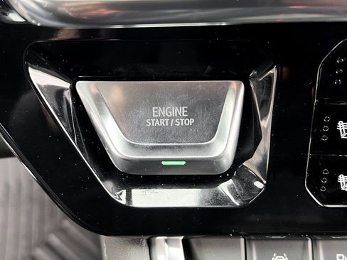 Used 2025 GMC Sierra 1500 Denali image 7