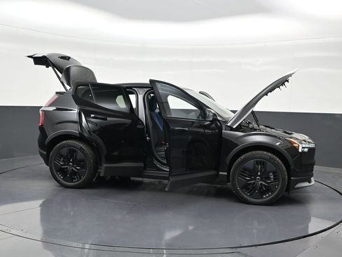 New 2026 Volvo EX30 Cross Country Ultra AWD/4WD image 30