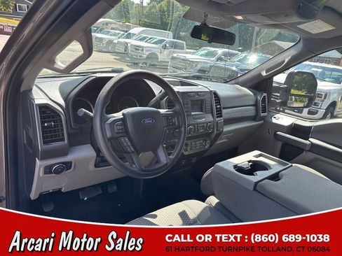 Used 2019 Ford F250 XLT w/ Snow Plow Prep Package image 20