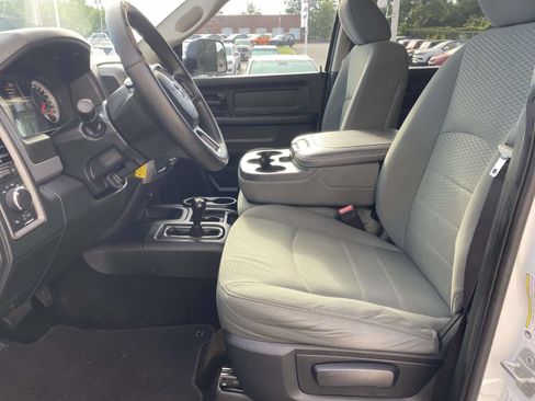 Used 2014 RAM 2500 Tradesman w/ Chrome Appearance Group AWD/4WD image 14