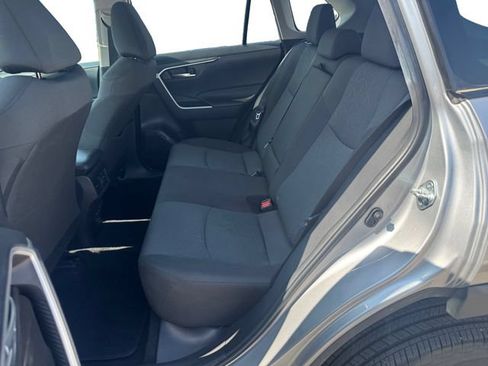 Used 2024 Toyota RAV4 XLE FWD image 11