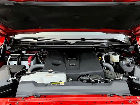 Used 2025 Toyota Tundra Platinum image 10