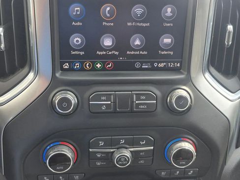 Used 2020 Chevrolet Silverado 1500 LTZ image 9