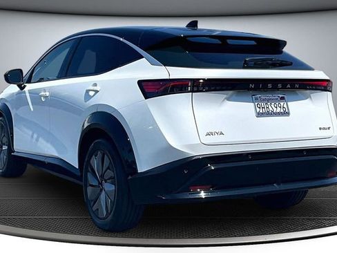 Certified 2023 Nissan Ariya FWD image 4
