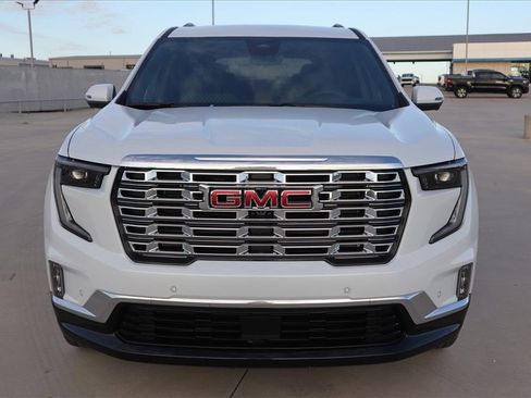 New 2026 GMC Acadia Denali w/ Super Cruise Package image 2