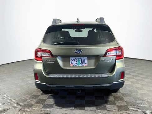 Used 2016 Subaru Outback 2.5i Limited AWD/4WD image 6