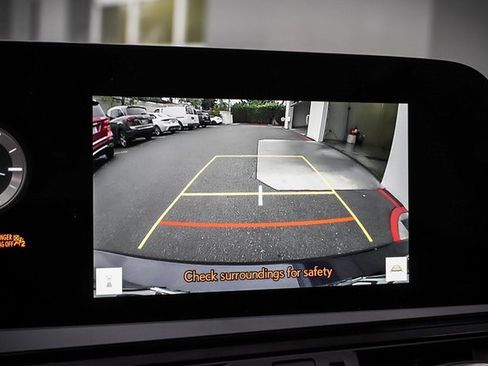 Certified 2025 Lexus ES 300h w/ Premium Package image 15