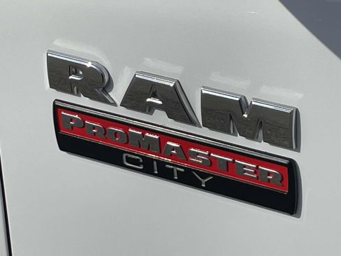 Used 2022 RAM ProMaster City Tradesman FWD image 10