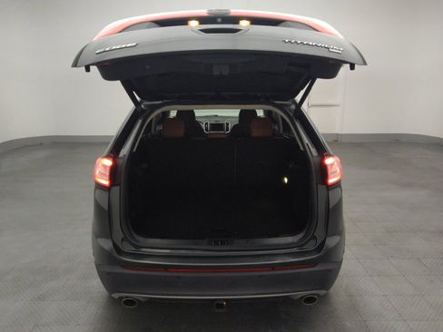 Used 2015 Ford Edge Titanium w/ Equipment Group 302A AWD/4WD image 29