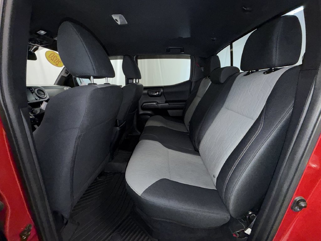 Used 2020 Toyota Tacoma TRD Off-Road w/ Technology Package AWD/4WD image 5