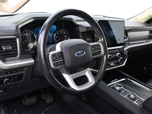 Used 2023 Ford Expedition Max XLT AWD/4WD image 11