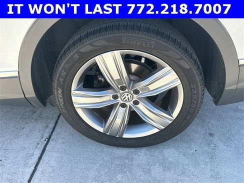 Certified 2021 Volkswagen Tiguan SEL image 28