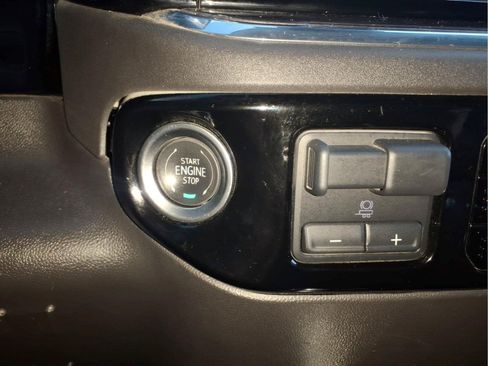 Used 2024 Chevrolet Silverado 1500 LTZ w/ LTZ Convenience Package II AWD/4WD image 26
