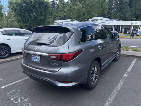 Used 2019 INFINITI QX60 Luxe w/ Essential Package AWD/4WD image 7