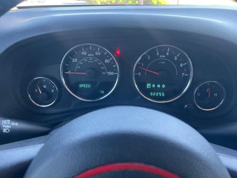 Used 2014 Jeep Wrangler Unlimited Sport w/ Quick Order Package 24S AWD/4WD image 22